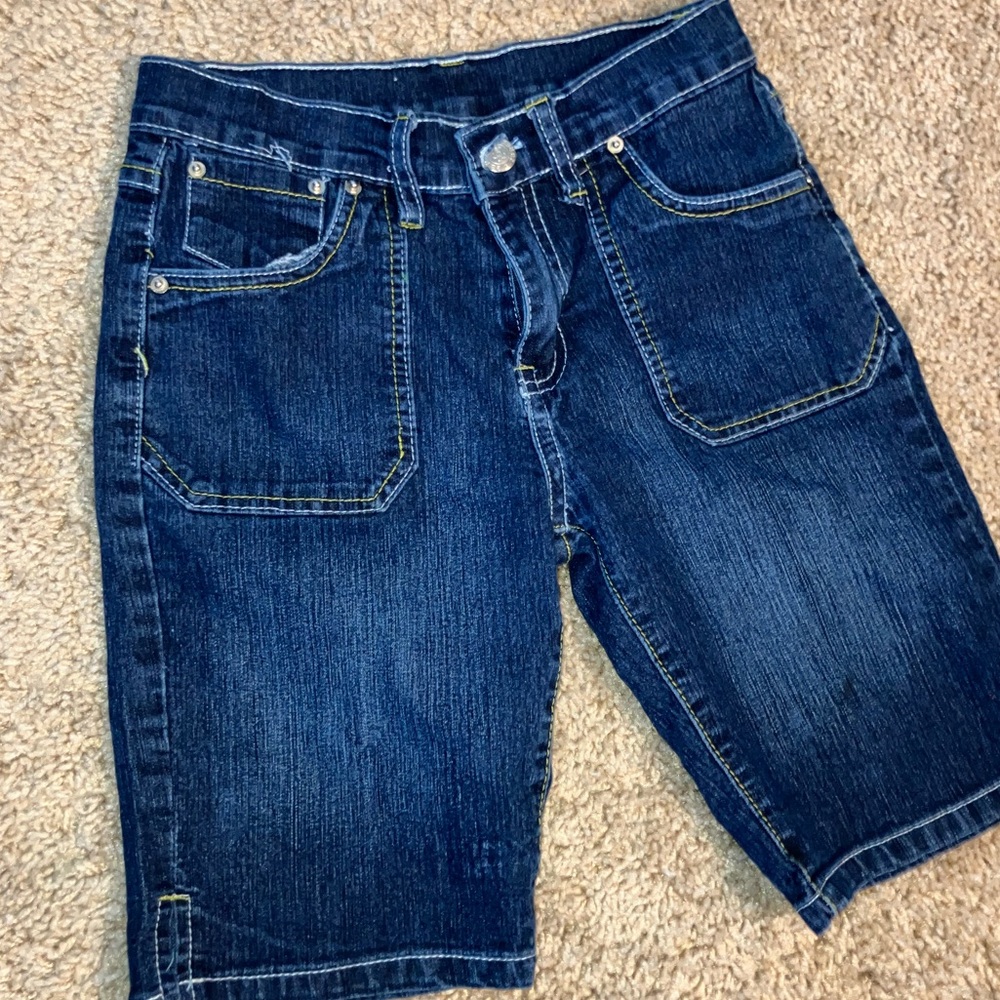 Platinum Blue Denim Bermuda Shorts with Classic Stitching